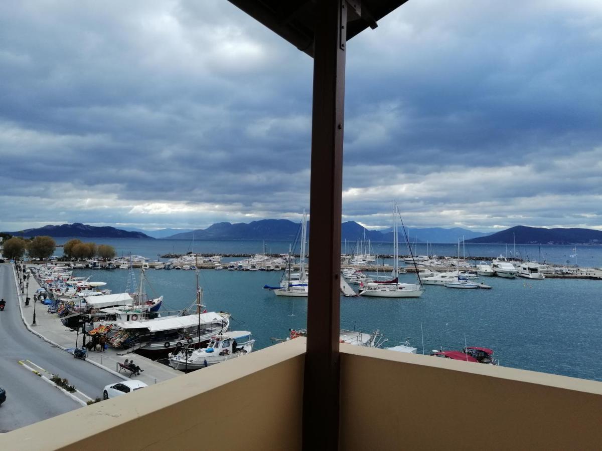 Aegina Port Apt 2-Διαμέρισμα Στο Λιμάνι Της Αίγινας 2 المظهر الخارجي الصورة