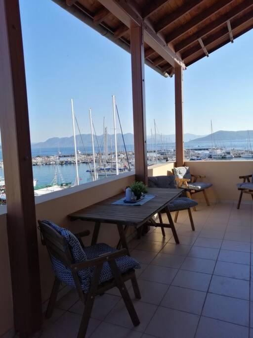 Aegina Port Apt 2-Διαμέρισμα Στο Λιμάνι Της Αίγινας 2 المظهر الخارجي الصورة